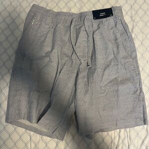 Men’s Hollister 7” Jogger Short!